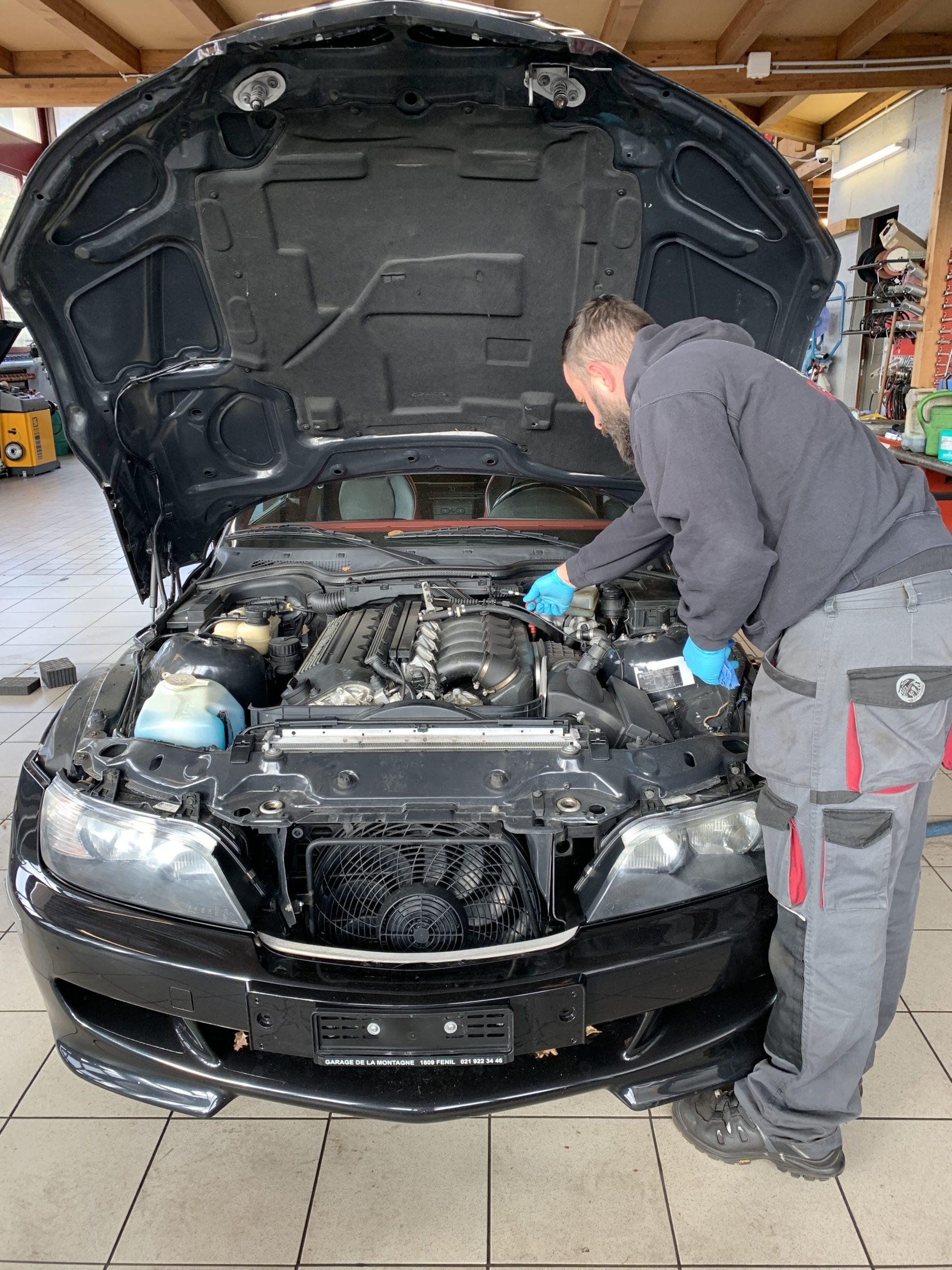 Garage de la Montagne Garage de la Montagne